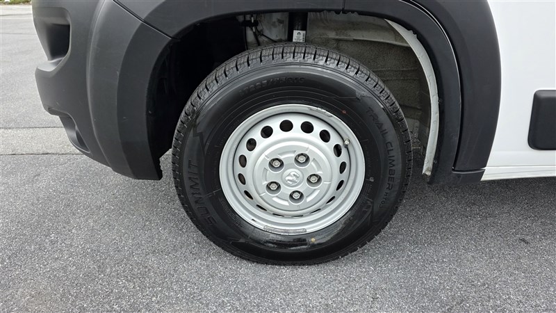 2025 RAM PROMASTER 2500 photo 11 of 32