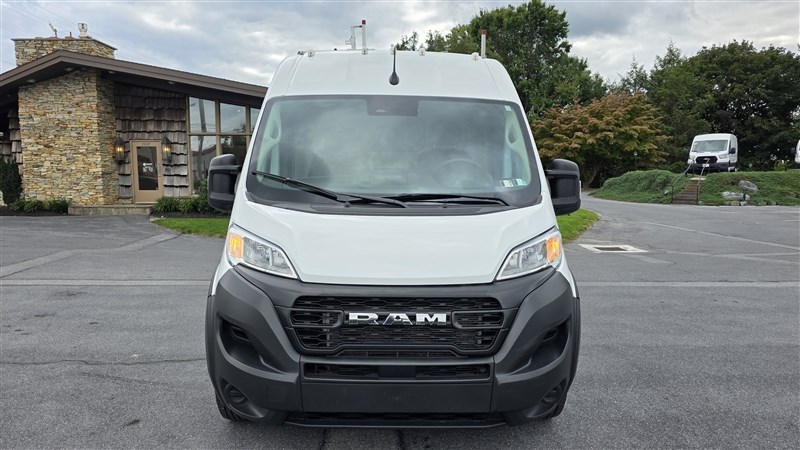 2025 RAM PROMASTER 2500 photo 3 of 32