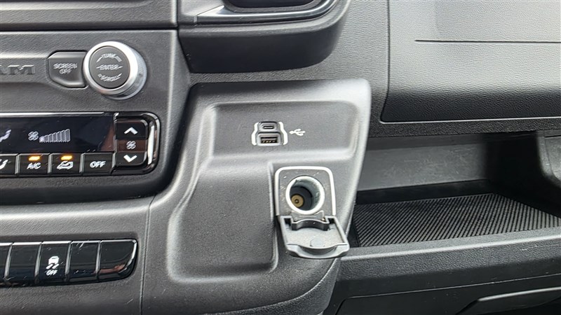 2025 RAM PROMASTER 2500 photo 32 of 32