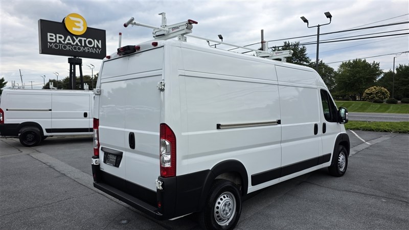 2025 RAM PROMASTER 2500 photo 8 of 32