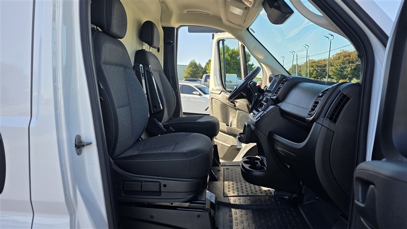 2023 RAM PROMASTER 2500 photo 18 of 31
