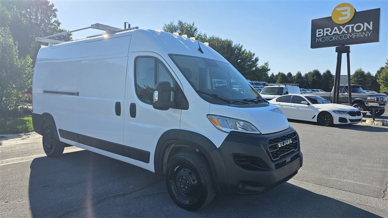 2023 RAM PROMASTER 2500 photo 2 of 31
