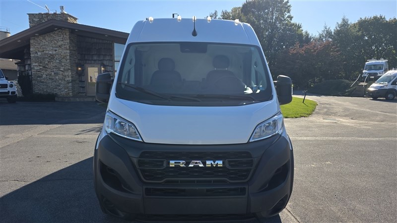 2023 RAM PROMASTER 2500 photo 3 of 31