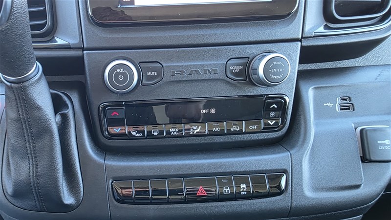 2023 RAM PROMASTER 2500 photo 30 of 31