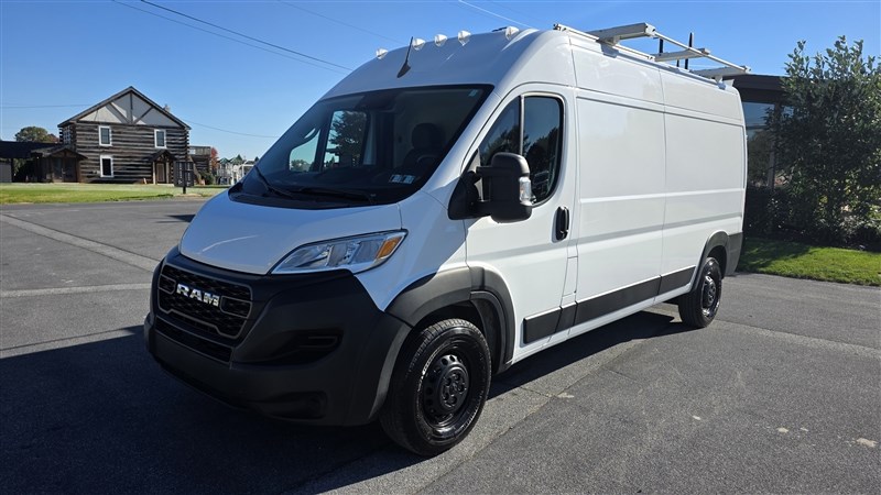 2023 RAM PROMASTER 2500 photo 4 of 31