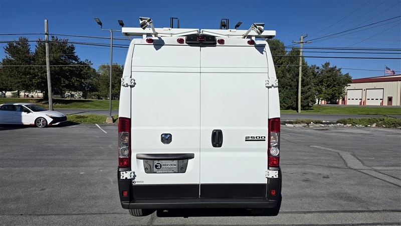 2023 RAM PROMASTER 2500 photo 7 of 31
