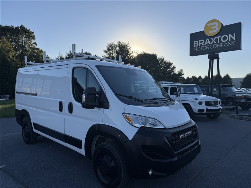 2023 RAM PROMASTER 2500 photo 2 of 26