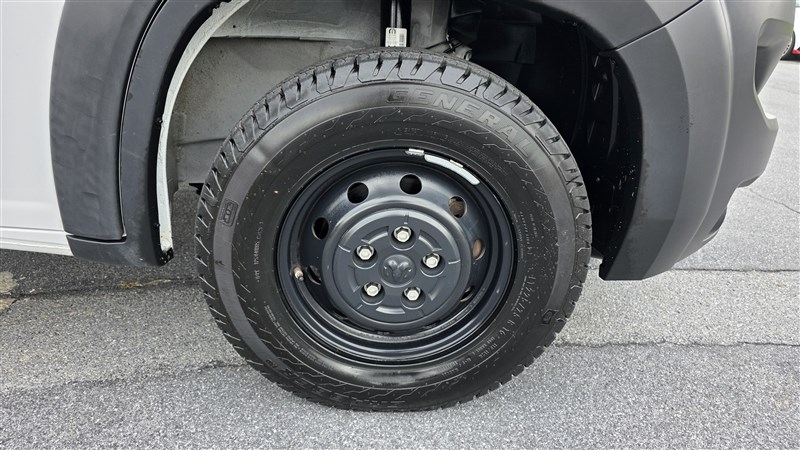 2023 RAM PROMASTER 2500 photo 7 of 25