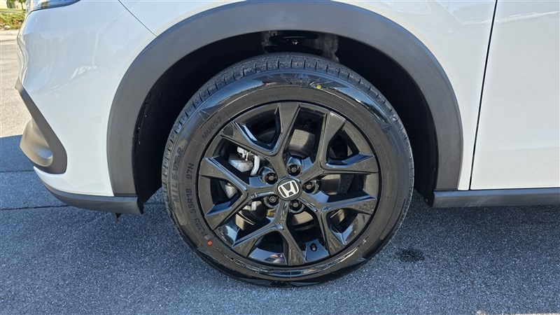 2023 HONDA HR-V photo 11 of 36