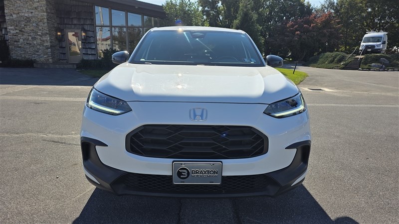 2023 HONDA HR-V photo 3 of 36