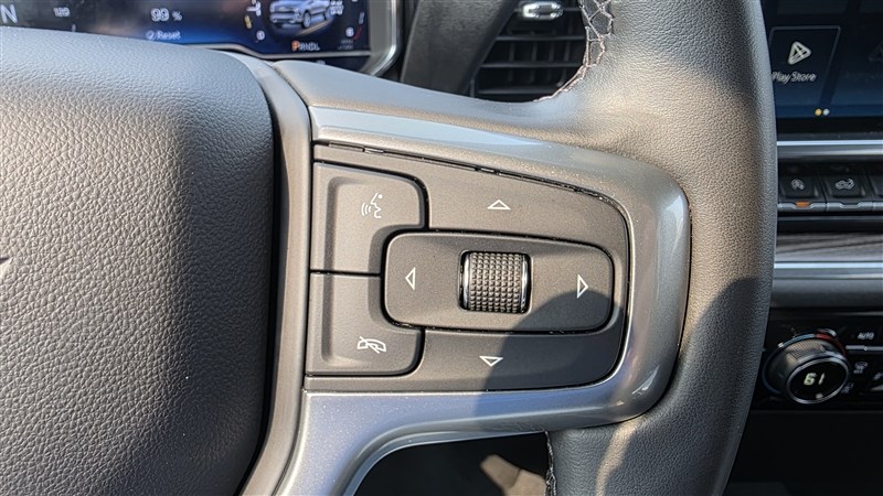 2024 CHEVROLET SILVERADO photo 24 of 33