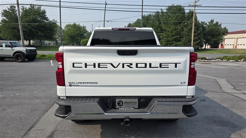 2024 CHEVROLET SILVERADO photo 7 of 33