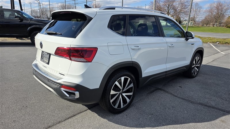 2023 VOLKSWAGEN TAOS SE 4Motion - 7