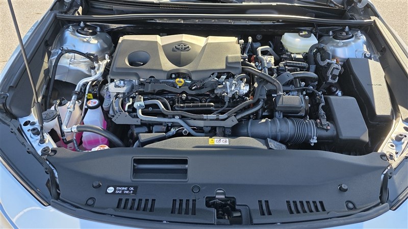 2026 TOYOTA CAMRY photo 18 of 36