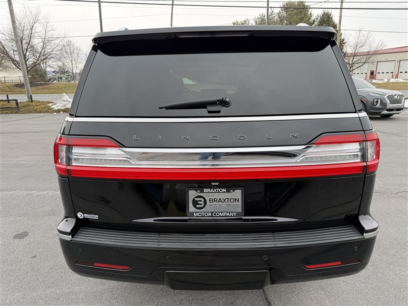 2021 LINCOLN NAVIGATOR BLACK LABEL - 10