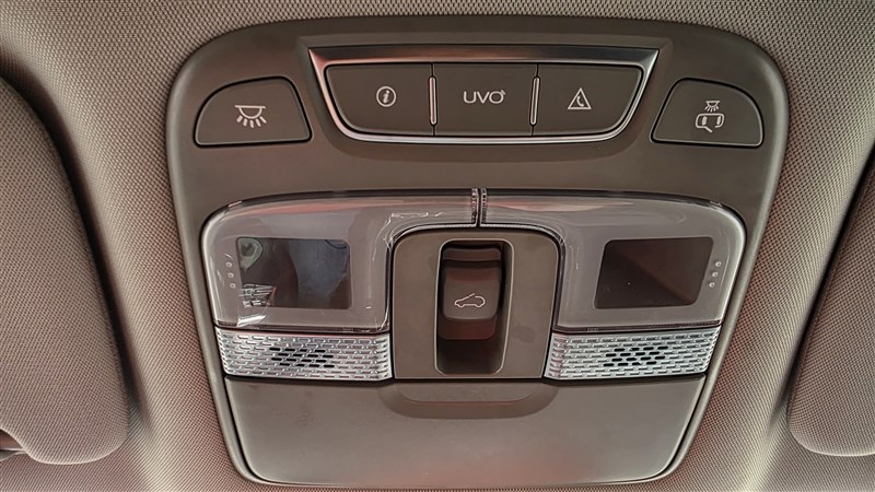 2022 KIA TELLURIDE photo 37 of 38