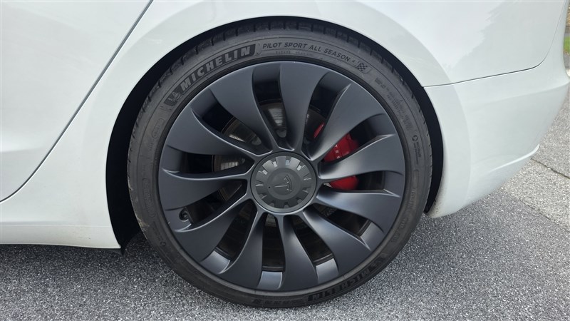 2023 TESLA MODEL 3 PERFORMANCE - 10