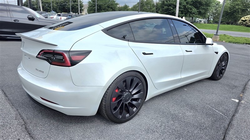 2023 TESLA MODEL 3 PERFORMANCE - 6