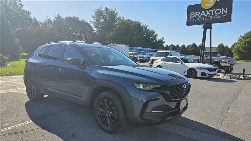 2024 MAZDA CX-50 photo 2 of 32