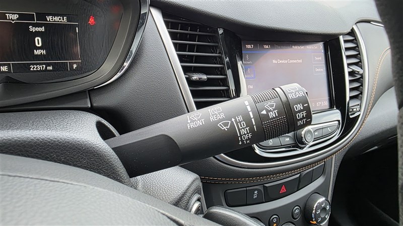 2022 CHEVROLET TRAX photo 22 of 30