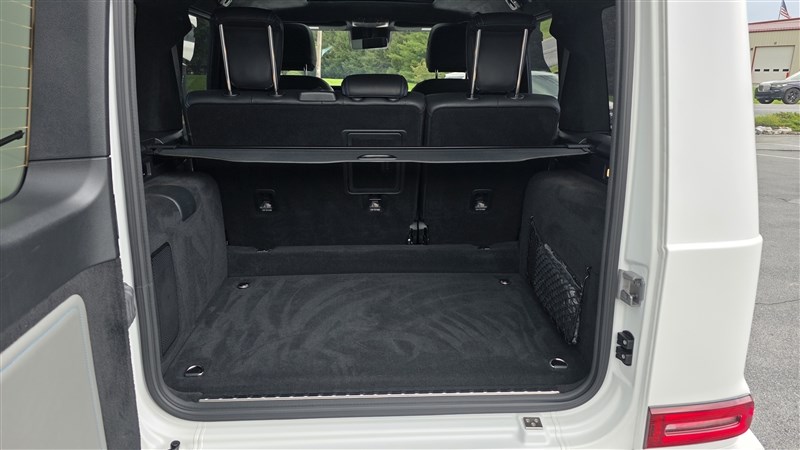 2025 MERCEDES-BENZ G photo 19 of 56