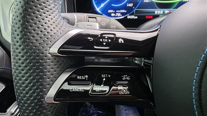2025 MERCEDES-BENZ G photo 35 of 56