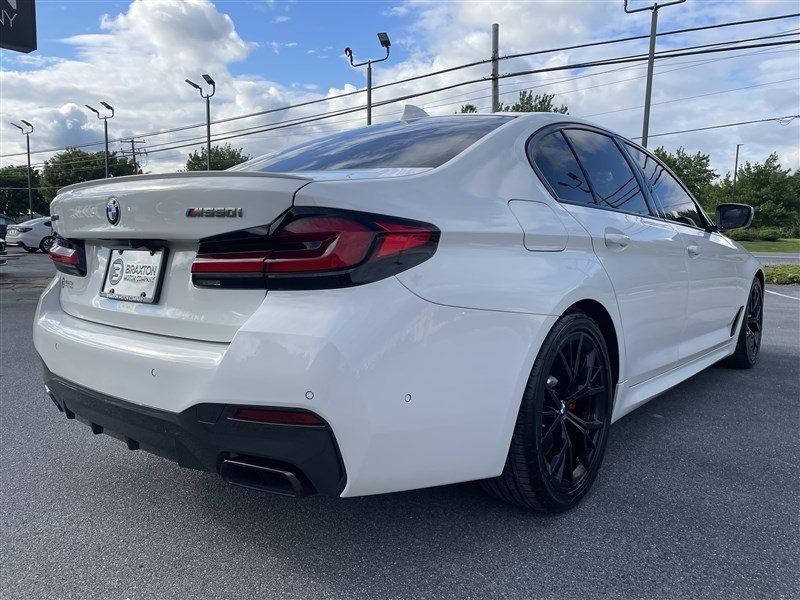2021 BMW M550XI xDrive - 8