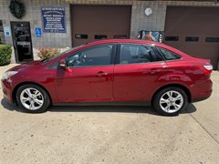 A 2013 Ford Focus SE