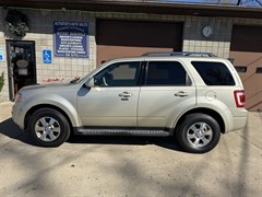A 2011 Ford Escape LIMITED