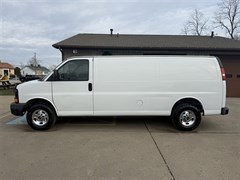 A 2009 GMC Savana G2500