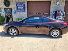 A 2011 Nissan Altima S