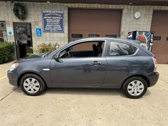 A 2011 Hyundai Accent GL