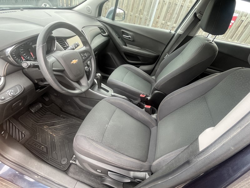 2019 Chevrolet Trax LS - Photo 9