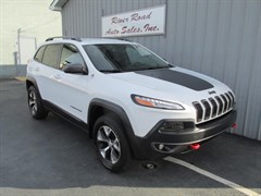 Used 2018 Jeep Cherokee TRAILHAWK