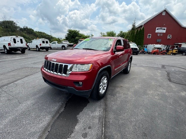 2011 Jeep Grand Cherokee Laredo - Photo 13