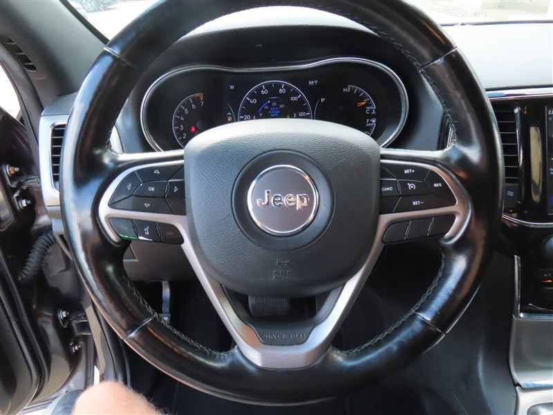 2021 JEEP GRAND CHEROKEE LAREDO - 10