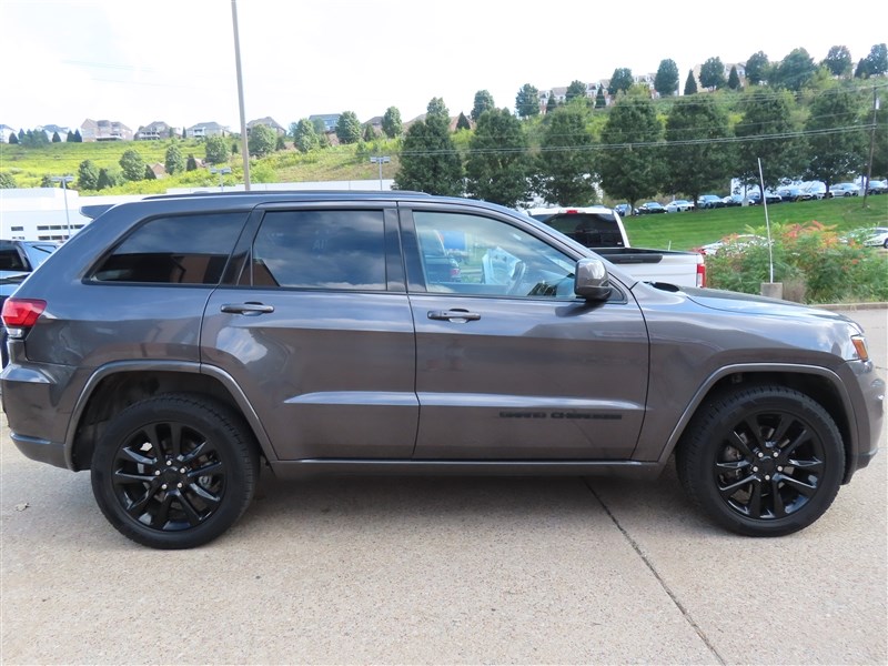 2021 JEEP GRAND CHEROKEE LAREDO - 3