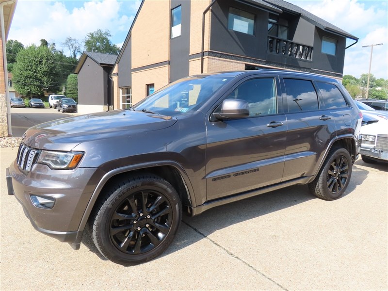 2021 JEEP GRAND CHEROKEE LAREDO - 0