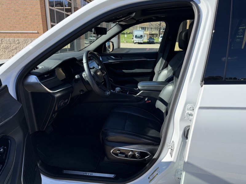 2023 JEEP GRAND CHEROKEE L  AW OVERLAND AWD L MODEL - 7