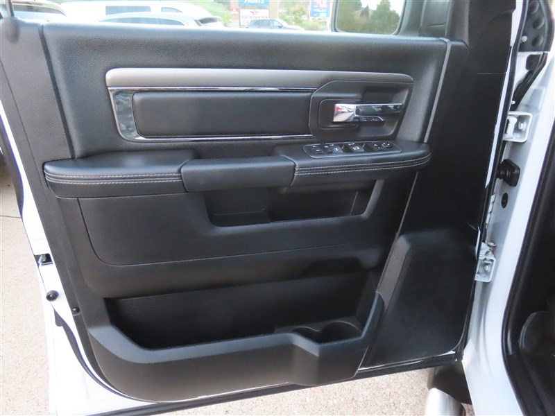 2015 RAM 1500 SPORT 4X4 photo 29 of 67