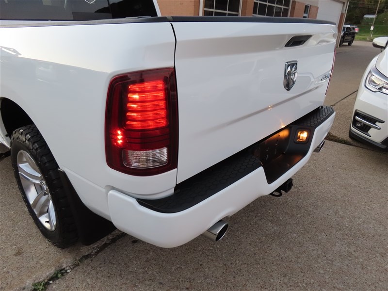 2015 RAM 1500 SPORT 4X4 photo 37 of 67