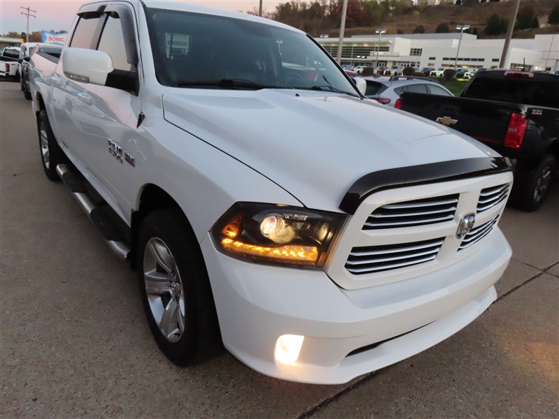 2015 RAM 1500 SPORT 4X4 photo 49 of 67
