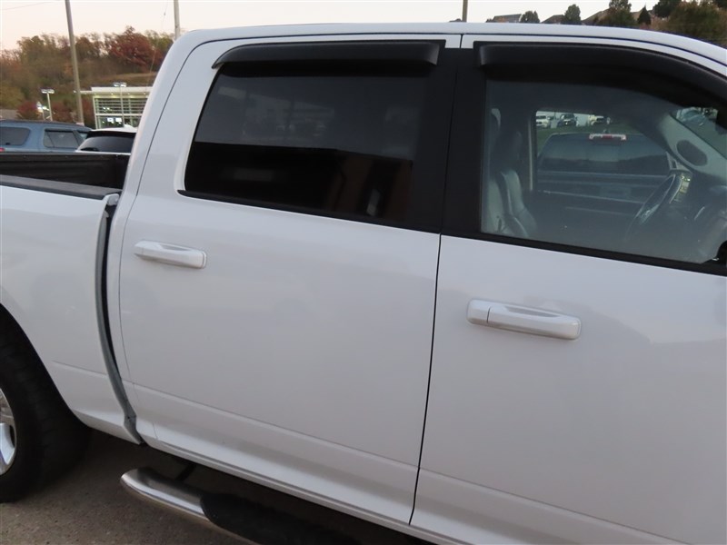 2015 RAM 1500 SPORT 4X4 photo 54 of 67