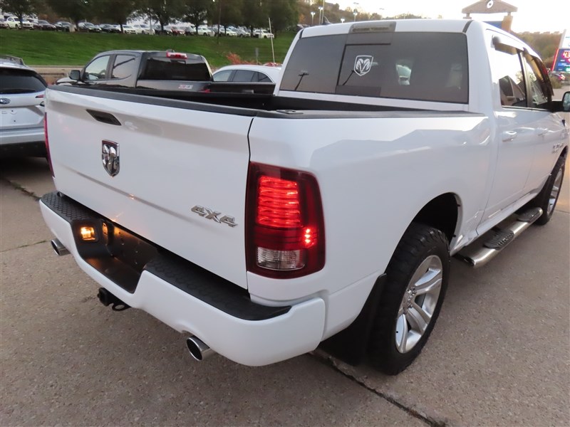 2015 RAM 1500 SPORT 4X4 photo 60 of 67