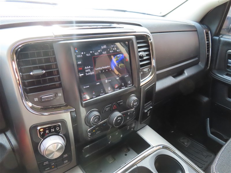 2018 RAM 1500 SPORT - 11