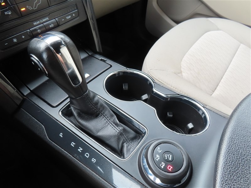 2018 FORD EXPLORER AWD photo 16 of 47