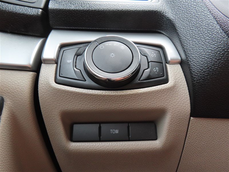 2018 FORD EXPLORER AWD photo 22 of 47
