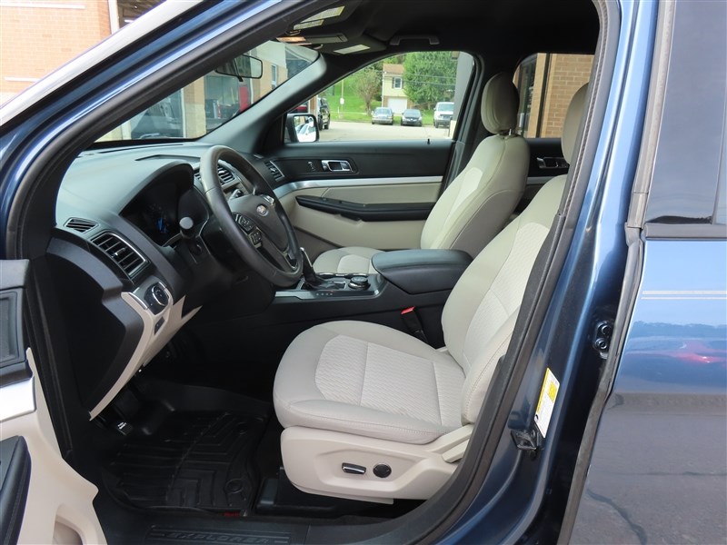 2018 FORD EXPLORER AWD photo 8 of 47