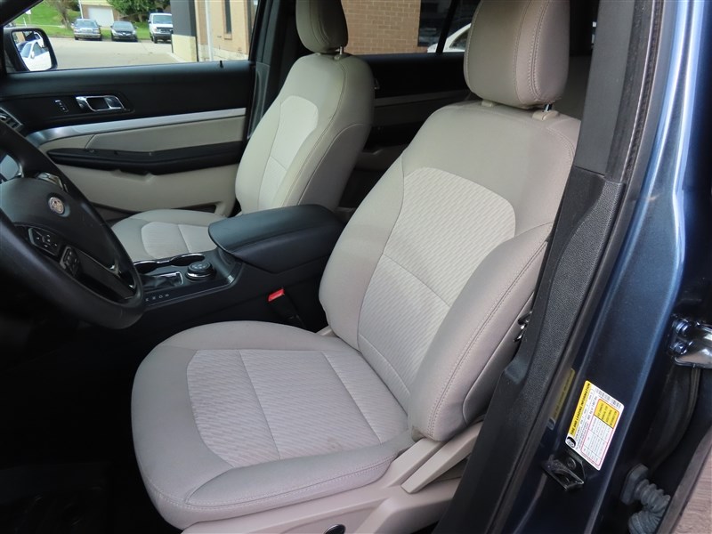 2018 FORD EXPLORER AWD photo 9 of 47