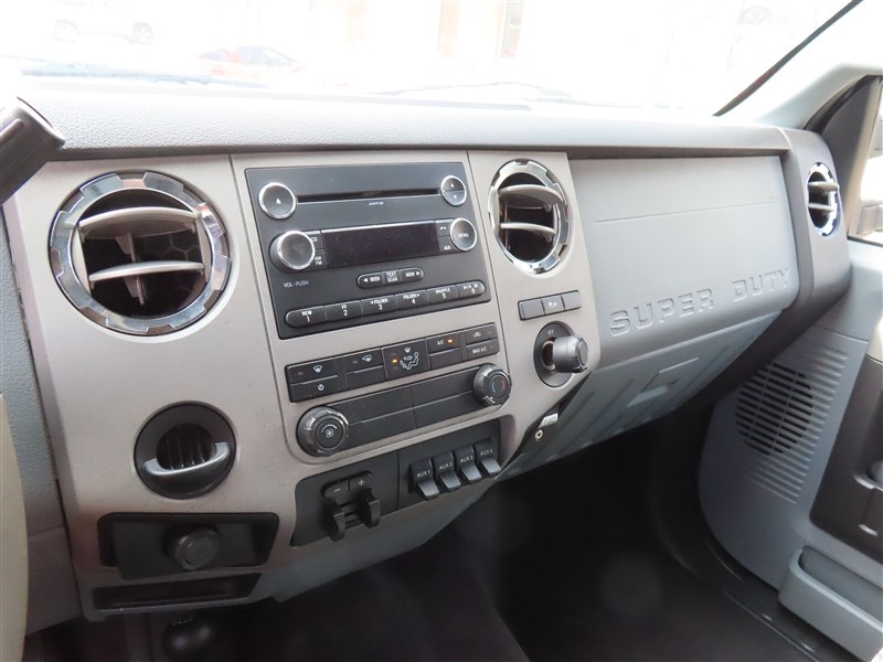 2015 FORD F250 CREW CAB 4X4 SUPER DUTY LONG BED GAS V8 - 10